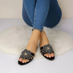 Glitz Flora Flats – Elegant Women’s Footwear in Black & Golden