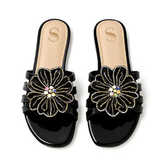 Glitz Flora Flats – Elegant Women’s Footwear in Black & Golden