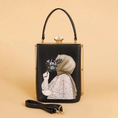 Premium Quality Shoulder Bag – Stylish Medium Size with Unique Frame & Lock