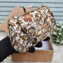 Supreme Fancy Metal Clutch