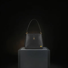 Velanzy Croc-Textured Shoulder Tote – Black Luxe